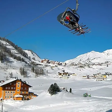 Hotel&appartement Auerhahn 4*