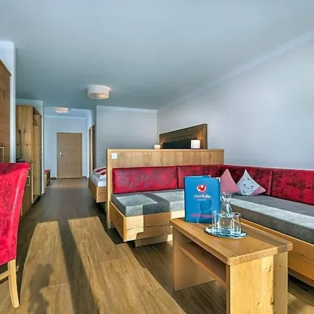 Hotel&appartement Auerhahn Hotel 4*